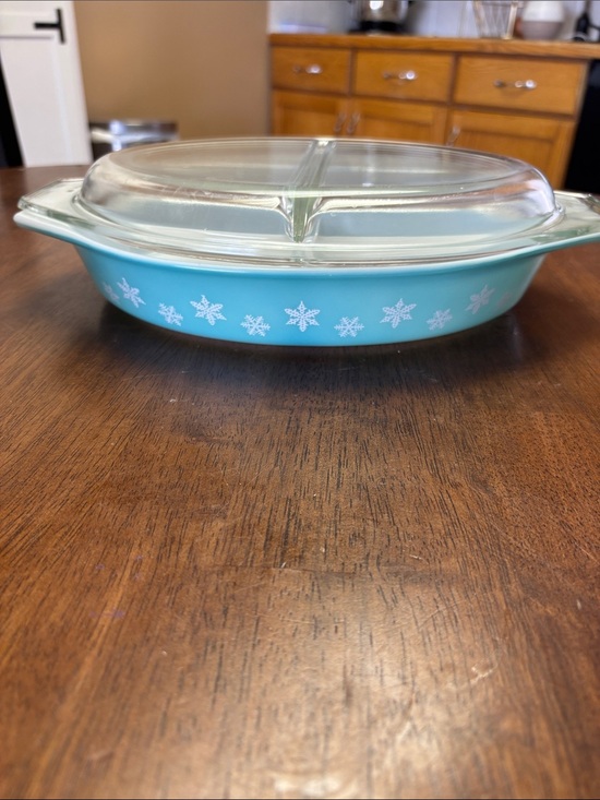 Pyrex Other - Vintage Pyrex Turquoise Snowflake Divided Casserole with Glass Lid